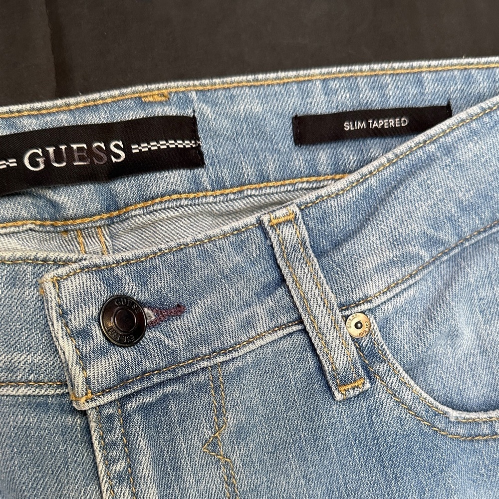 New Guess Men's Slim tapered Jeans in Light Blue Sz 32 - Picture 5 of 12